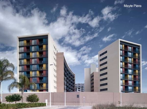 Complejo moderno de apartamentos