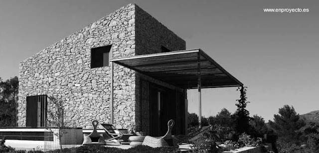 Casa moderna de piedra