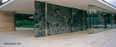 Plan abierto diseño de Mies van der Rohe Arquitectura Moderna del pabellón alemán en Barcelona