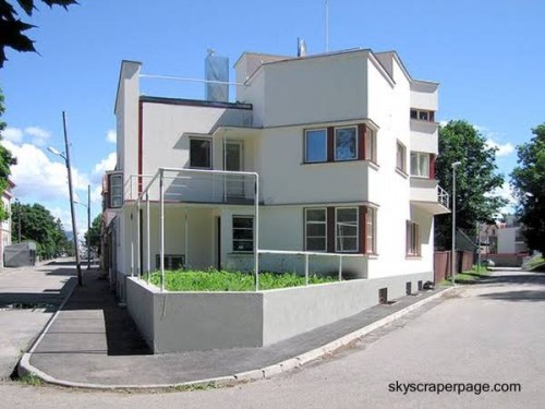 Vivienda familiar de tres plantas con terrazas diseño funcionalista estilo Moderno europeo Casa Moderna años 30 Europa