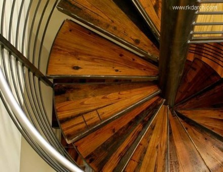 Escalera caracol de la casa Escalera caracol de madera y metal