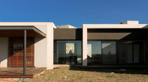 Casa familiar contemporánea