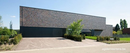 Perspectiva del frente de la casa