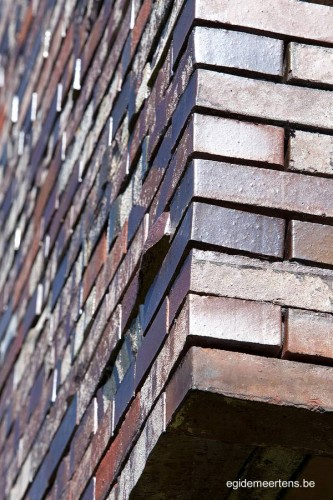 Superficie exterior cubierta de ladrillos