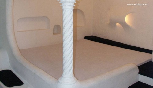 Cuarto en la casa orgánica suiza