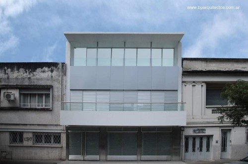 Casa familiar contemporánea