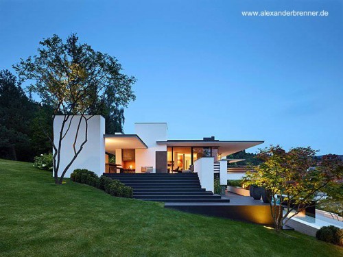 Terraza en el nivel superior de la villa