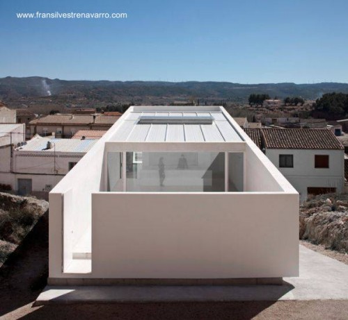 Casa minimalista en un pueblo de Valencia
