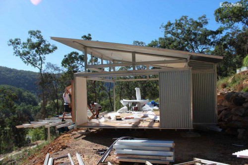 Un módulo en construcción y ensamblado