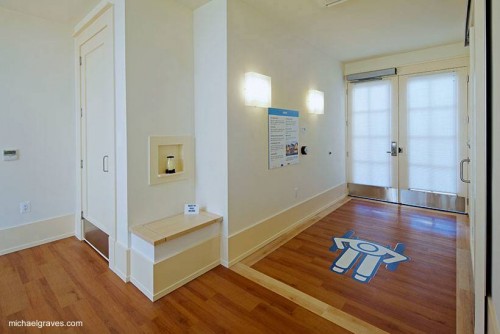 Acceso a una de las residencias