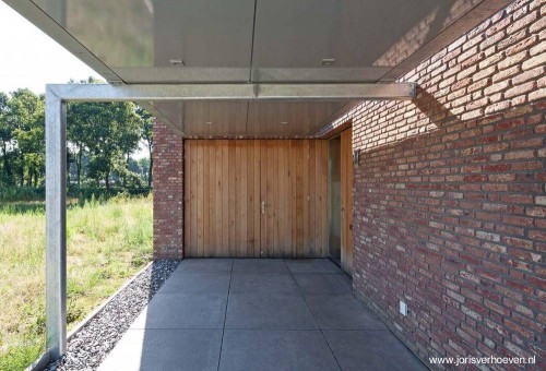 Acceso por la izquierda