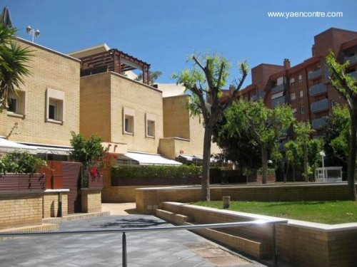 Casas urbanas adosadas